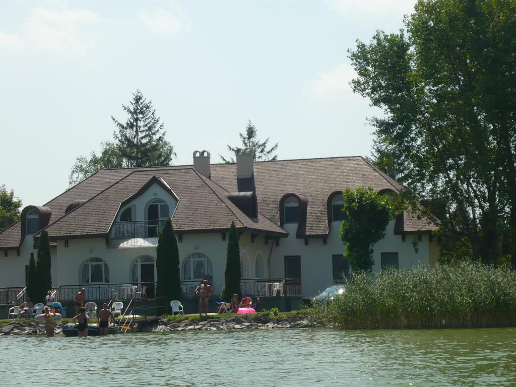 Aranyhid Hotel Balatonboglár Exterior foto